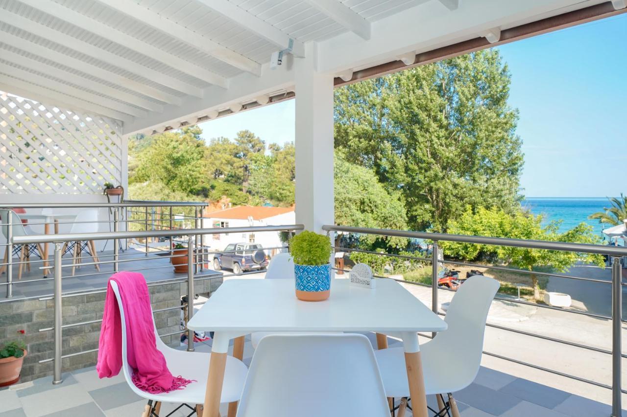Golden Beachside Terrace Chrysi Ammoudia Dış mekan fotoğraf